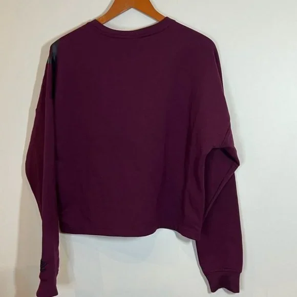 Women Umbro logo burgundy long sleeve t- shirt sweatshirt size XL good condition - Picture 2 of 4